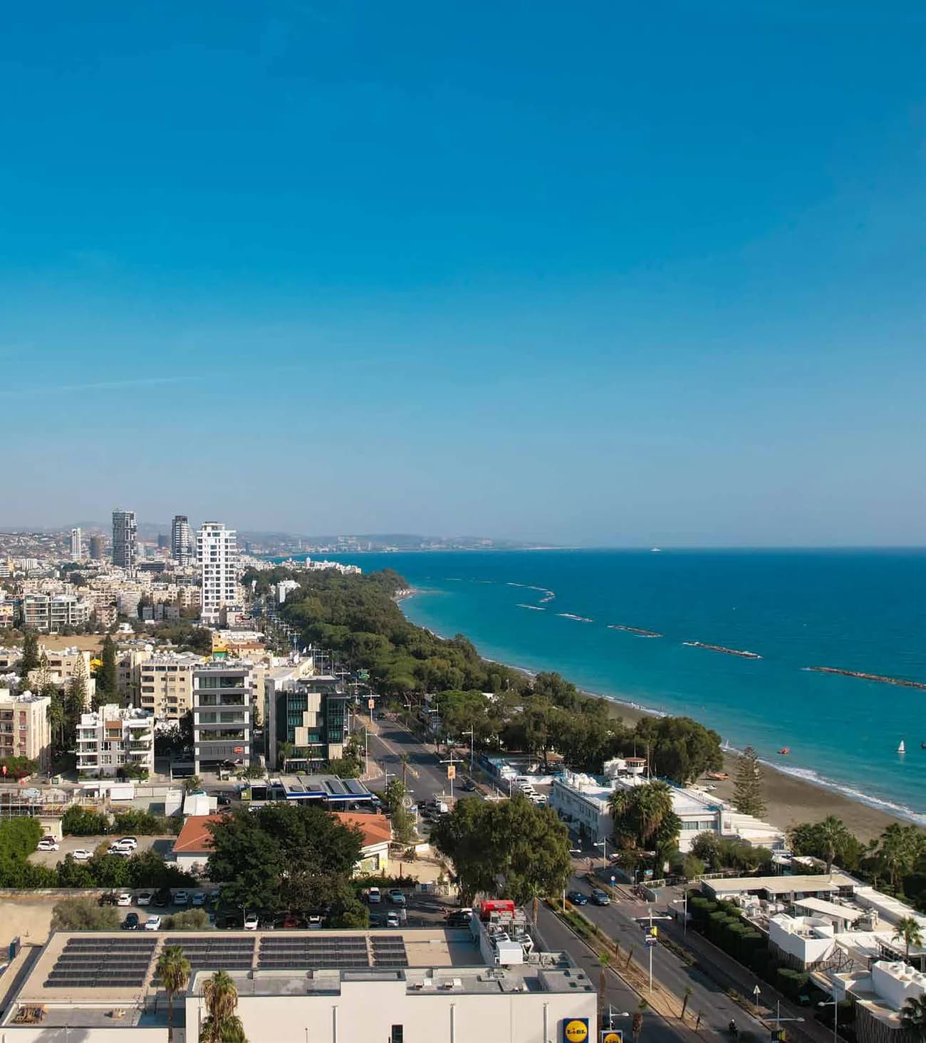 C View — East View from 6th–8th Floors